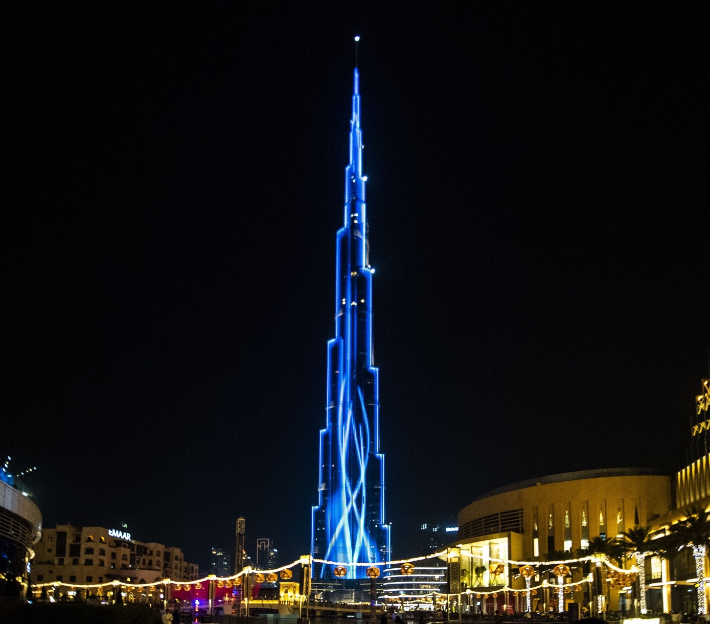 Burj Khalifa’s Open Call for Artists to Showcase Massive LED Light Shows